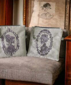 Mr & Mrs Skull